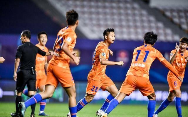 开云体育在线直播-深圳佳兆业主场不敌山东鲁能，陷入保级漩涡的简单介绍